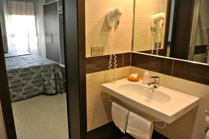 Room 34 of 56