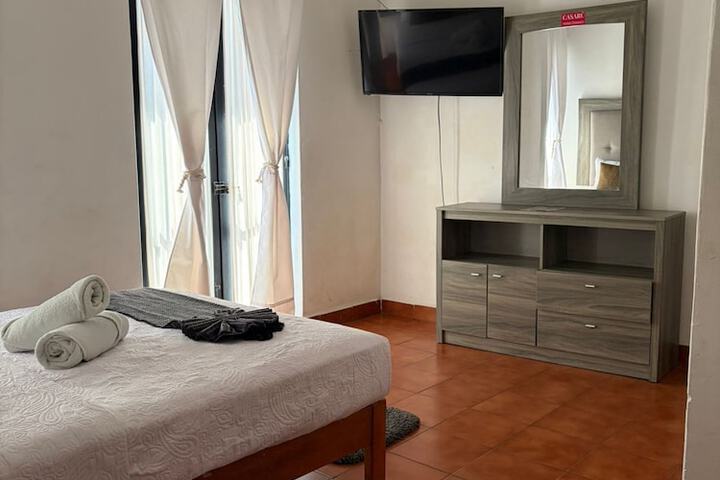 Room 120 of 242