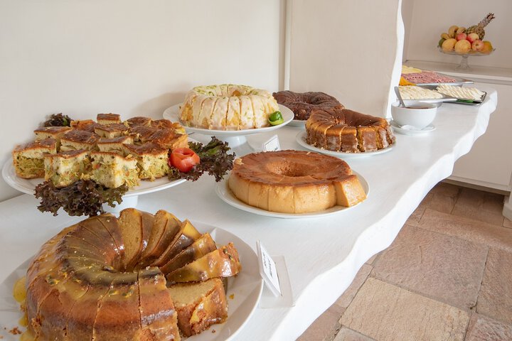 Breakfast/Coffee Service 9 of 23