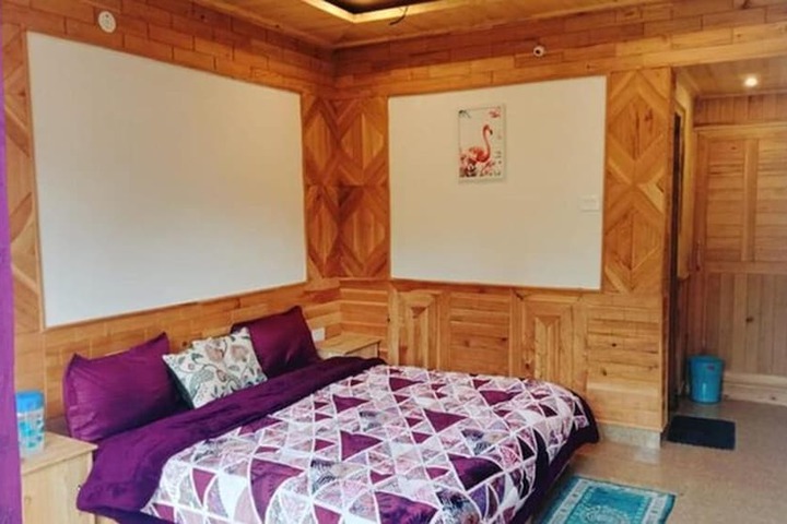 Room 2 of 14