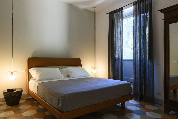 Room 8 of 39