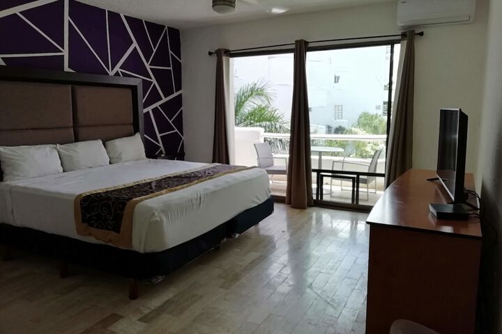 Room 44 of 93