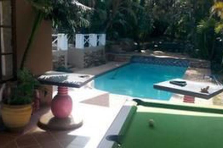 Pool 5 of 5