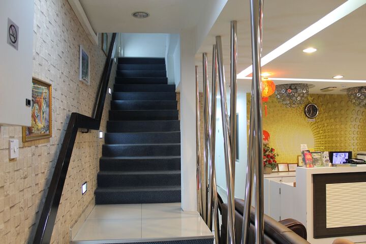 Hotel Interior 98 of 128