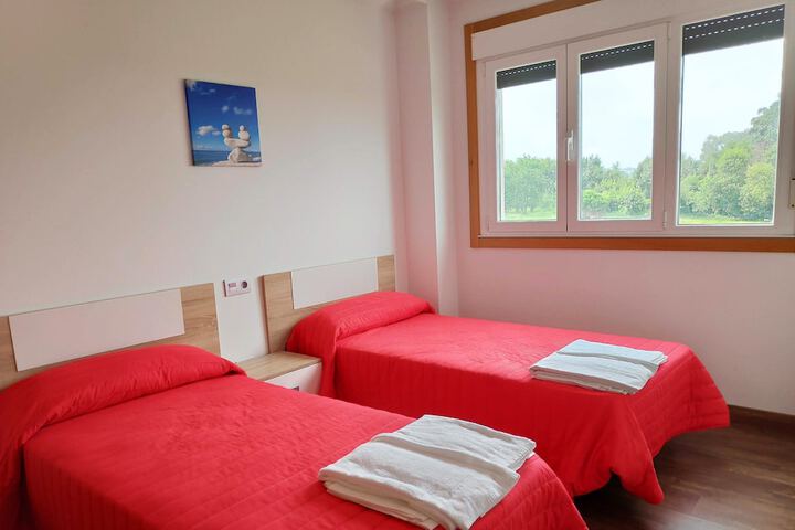 Room 7 of 48