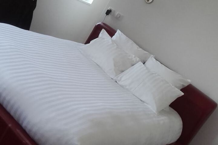 Room 18 of 67