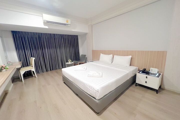 Room 16 of 56