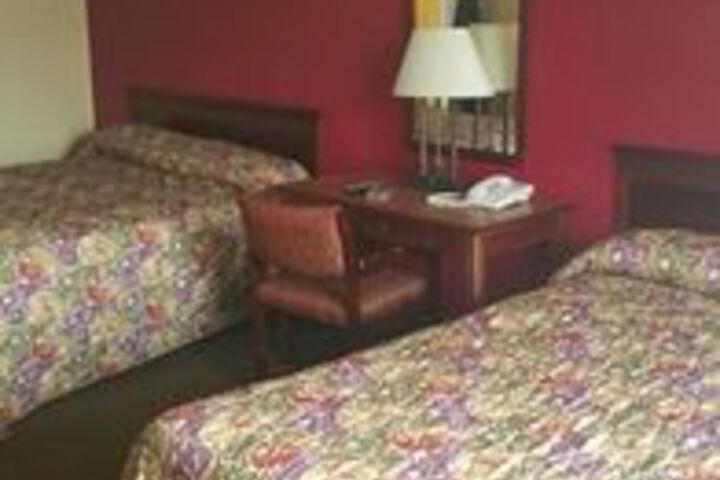 Room 8 of 24