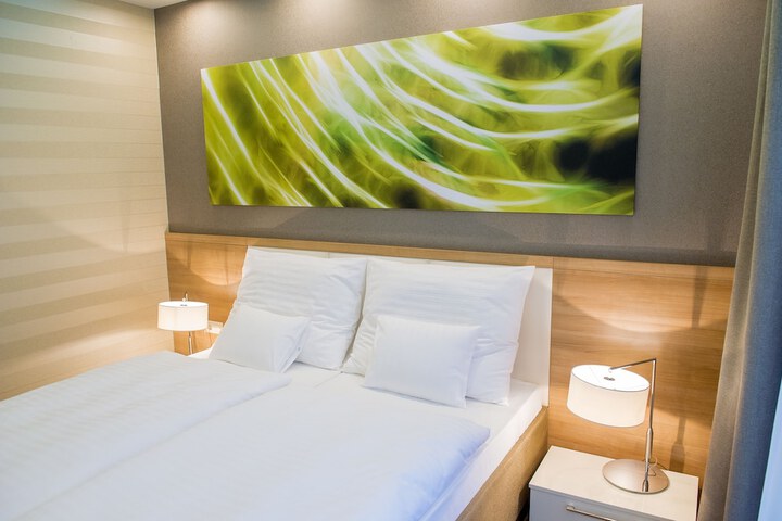 Room 6 of 46