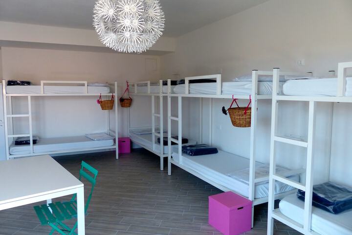 Room 11 of 64