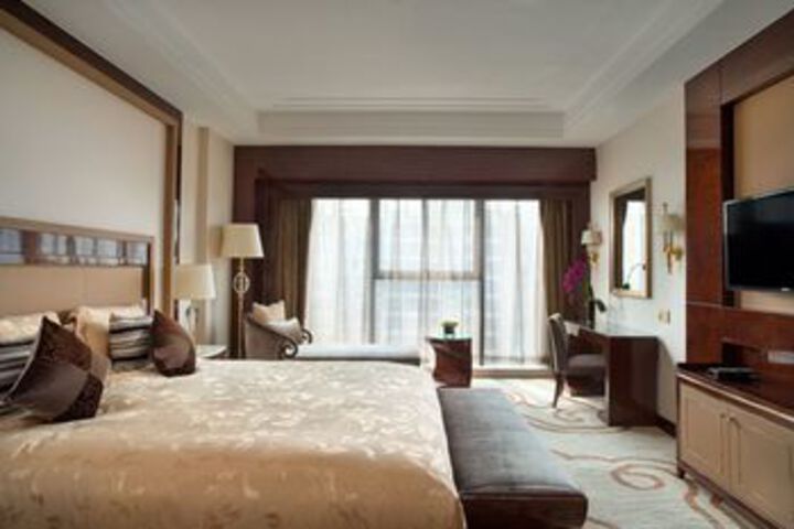 Room 15 of 29
