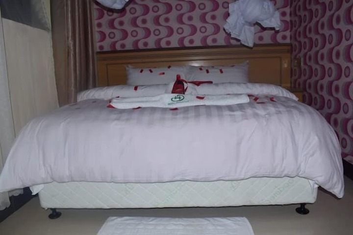 Room 5 of 45