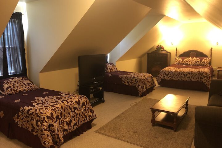 Room 12 of 52