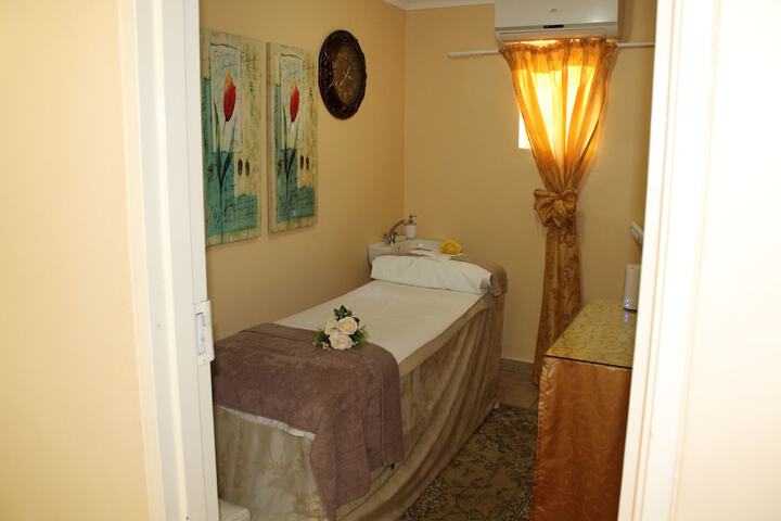 Room 76 of 138