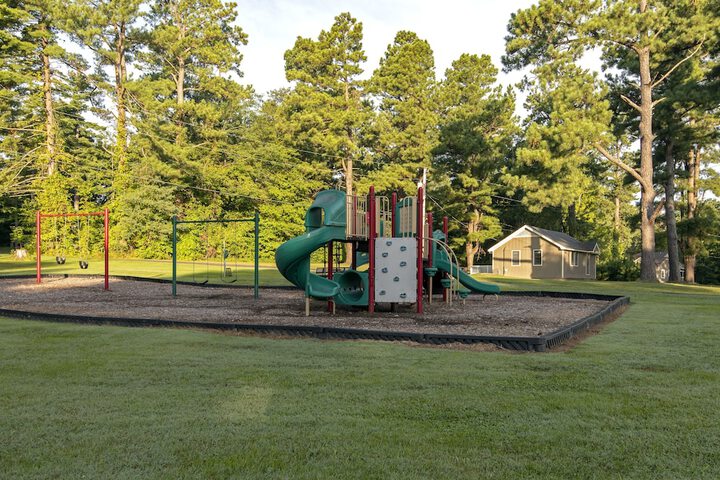 Childrens Activities 103 of 131