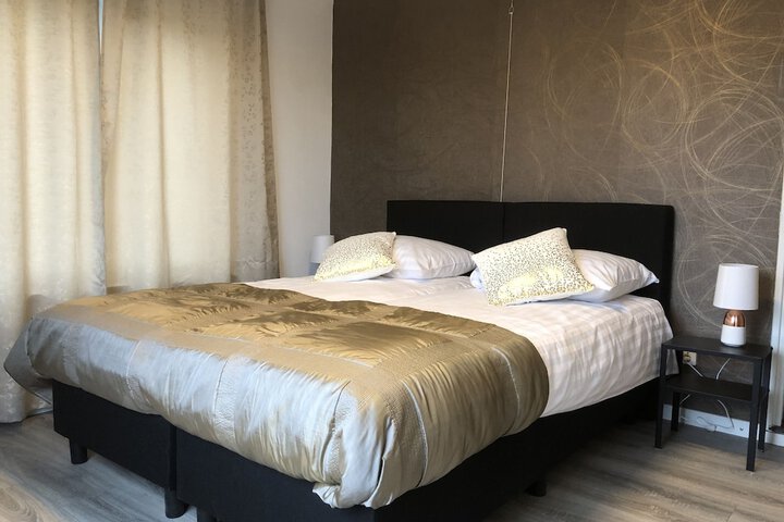 Room 20 of 42