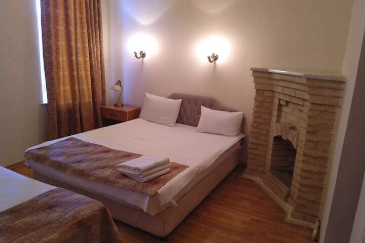 Room 20 of 79