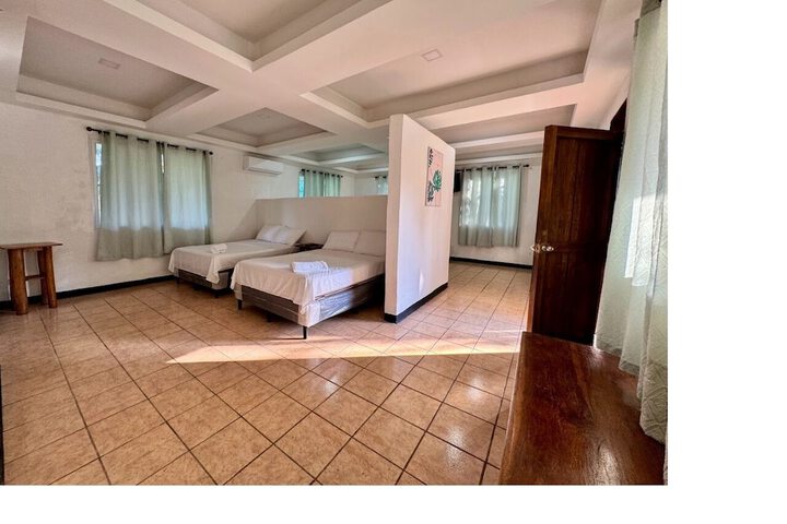 Room 13 of 25