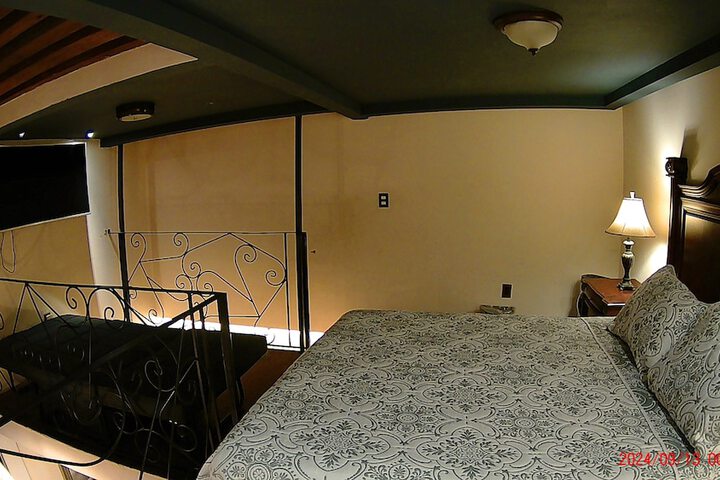 Room 71 of 152