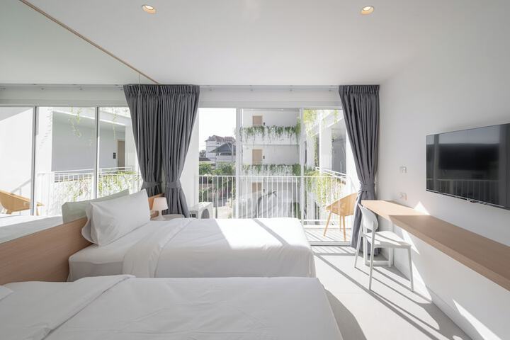 Room 5 of 29