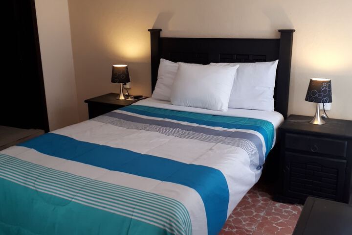 Room 4 of 94