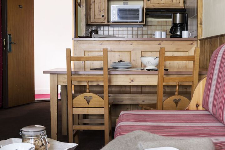 Room 4 of 44