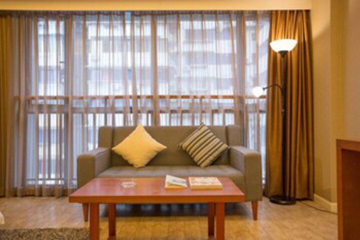 Room 58 of 70