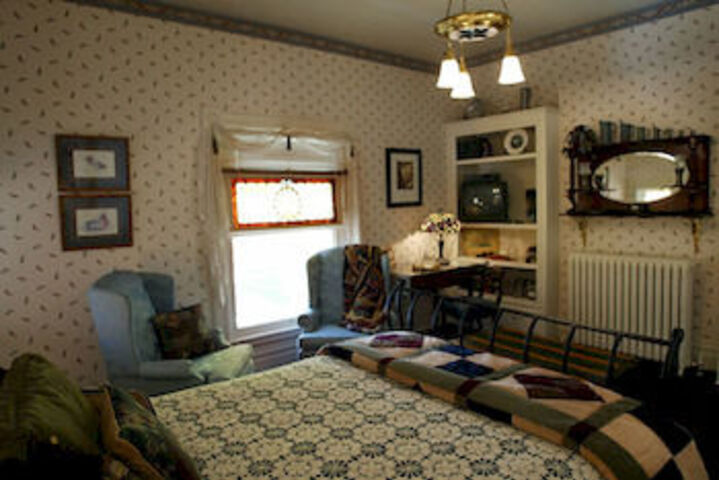 Room 13 of 17