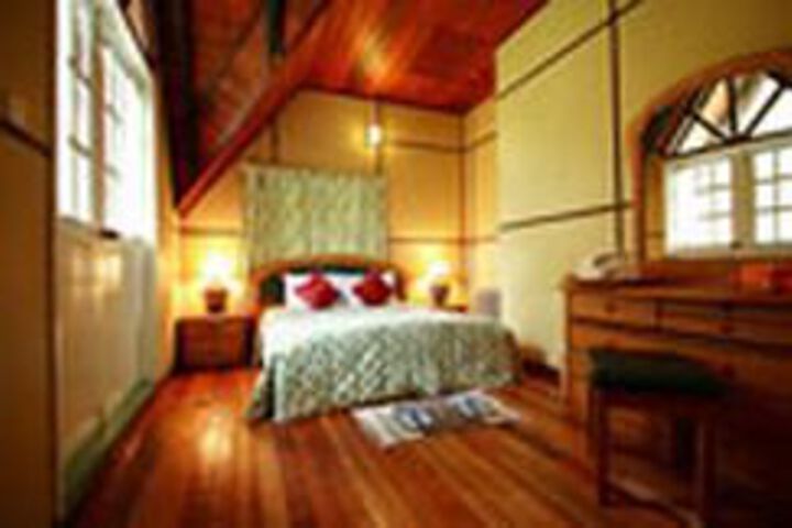 Room 7 of 17