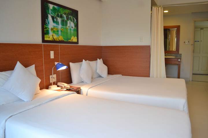 Room 14 of 53