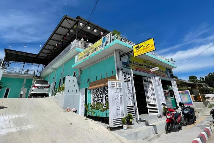 Antony Homestay near Pantai Pasir Putih Parbaba Mitra RedDoorz