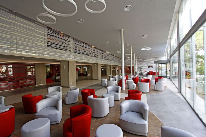 Guest Lobby