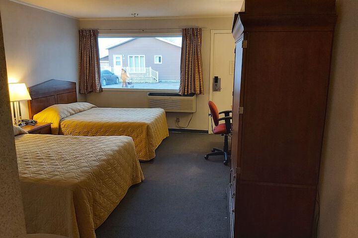 Room 10 of 27