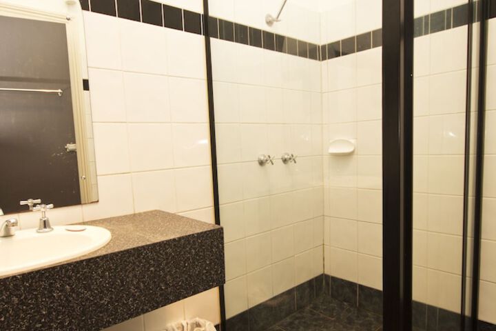 Room 8 of 29