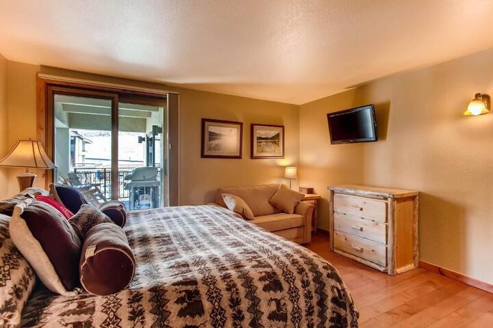 Room 9 of 229