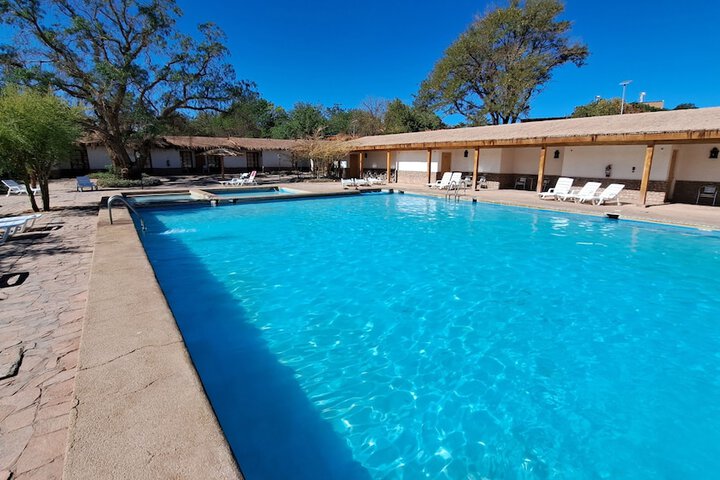 Pool Hotel