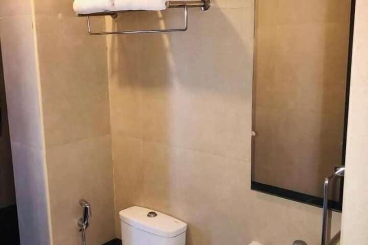 Room 20 of 27