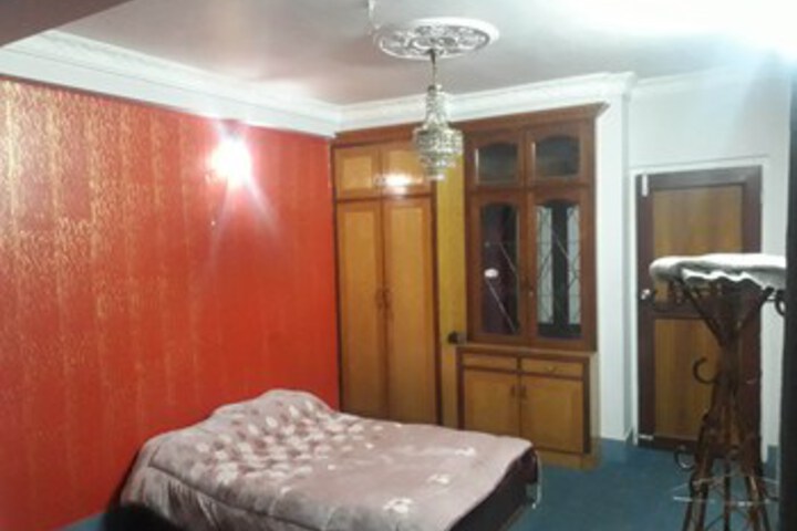 Room 14 of 25