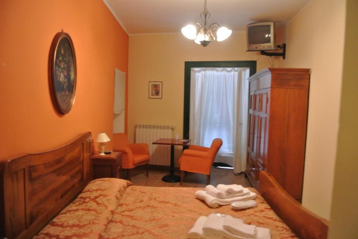 Room 24 of 45