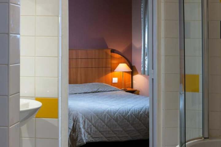 Room 20 of 50