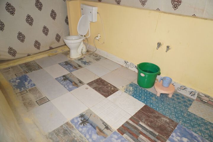 Room 44 of 85