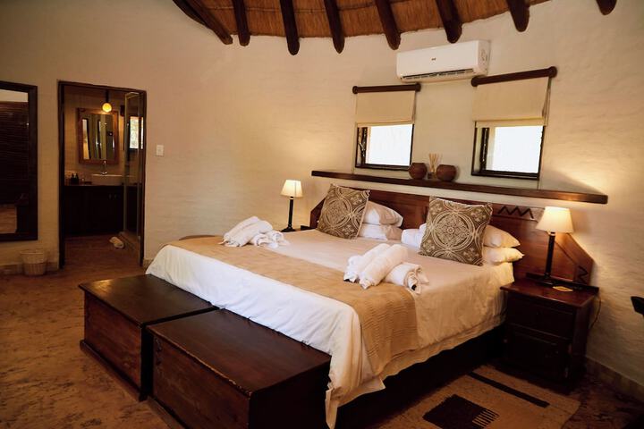 Room 9 of 34