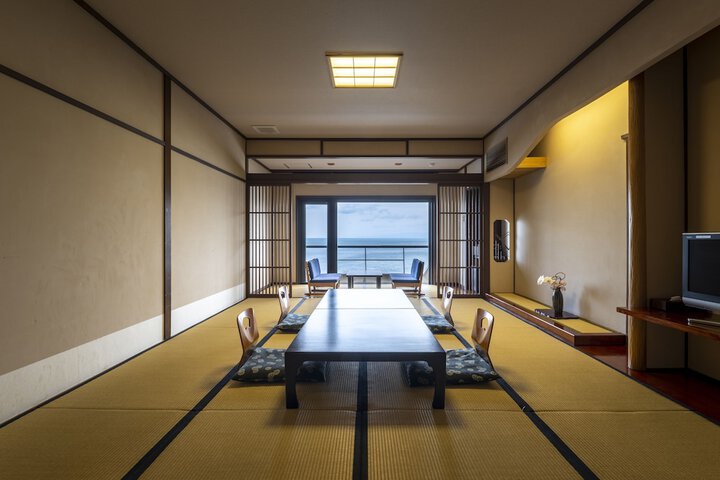 Room 21 of 80