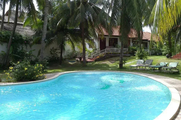 Pool 2 of 12