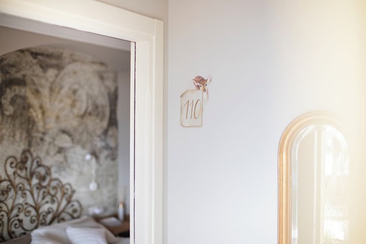 Room 67 of 150