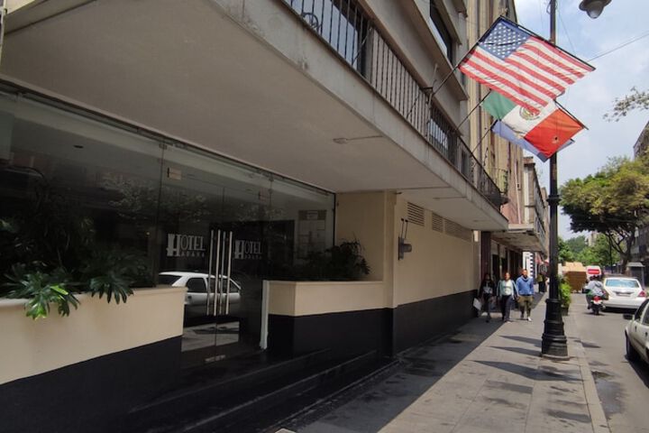 Exterior of Hotel Habana