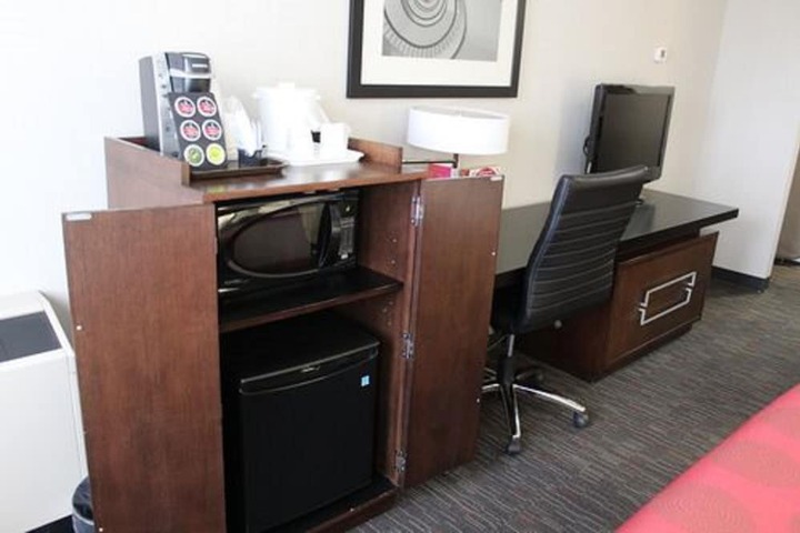 Breakfast/Coffee Service 49 of 104