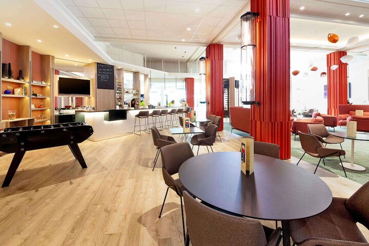 Hotel 125 of 129
