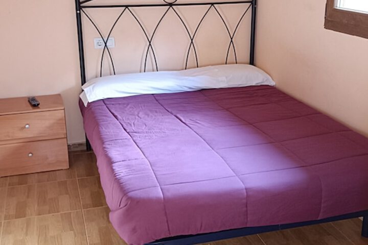 Room 10 of 38