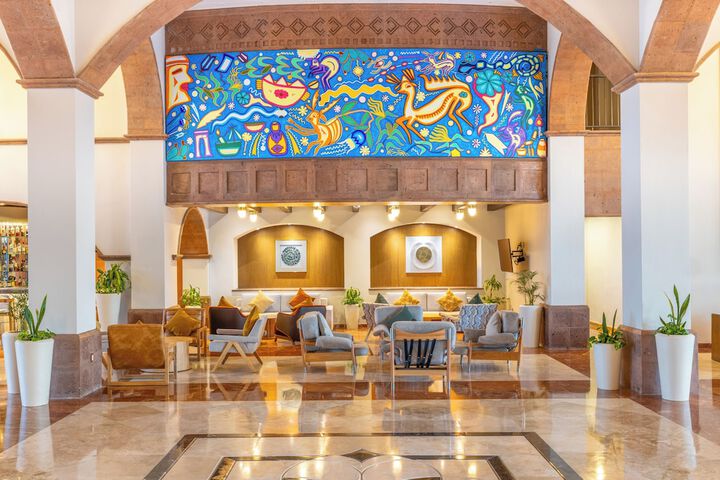 Hotel Interior 2 of 115